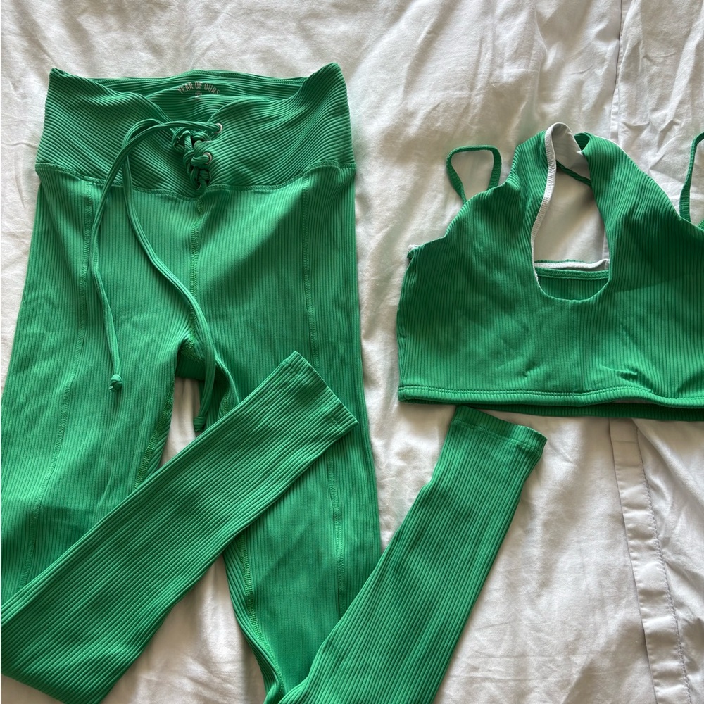 Year of Ours Green Ribbed Active Set - Sports Bra & Leggings